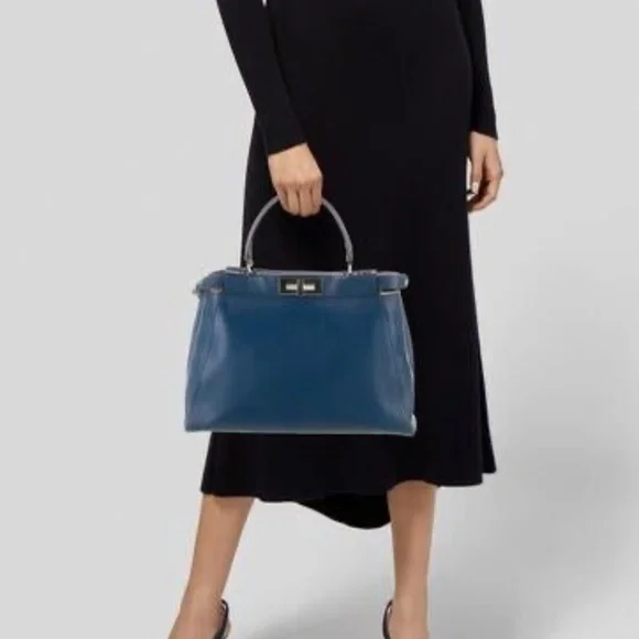 Authentic Fendi Peekaboo Normal Bag Deep Navy Blue - Picture 5 of 14